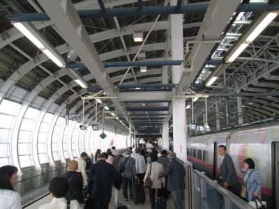 【旅行記】羽田 ⇒ 東京駅 ⇒ 八戸(東北新幹線 はやて25号)